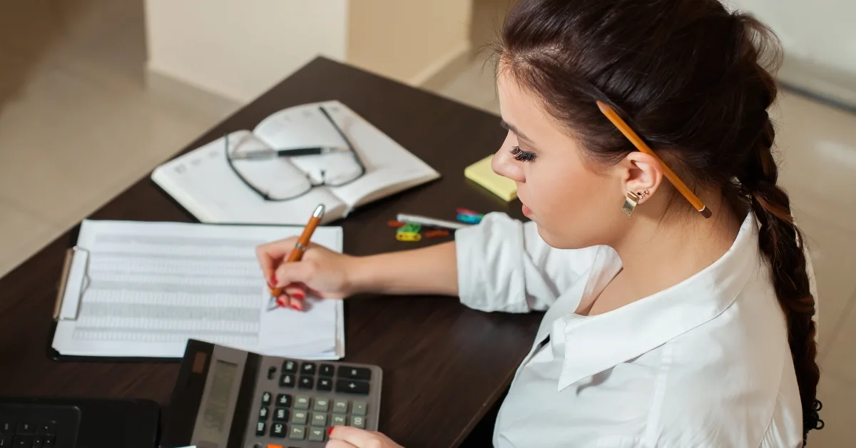 Any accounting internships or practical experience opportunities